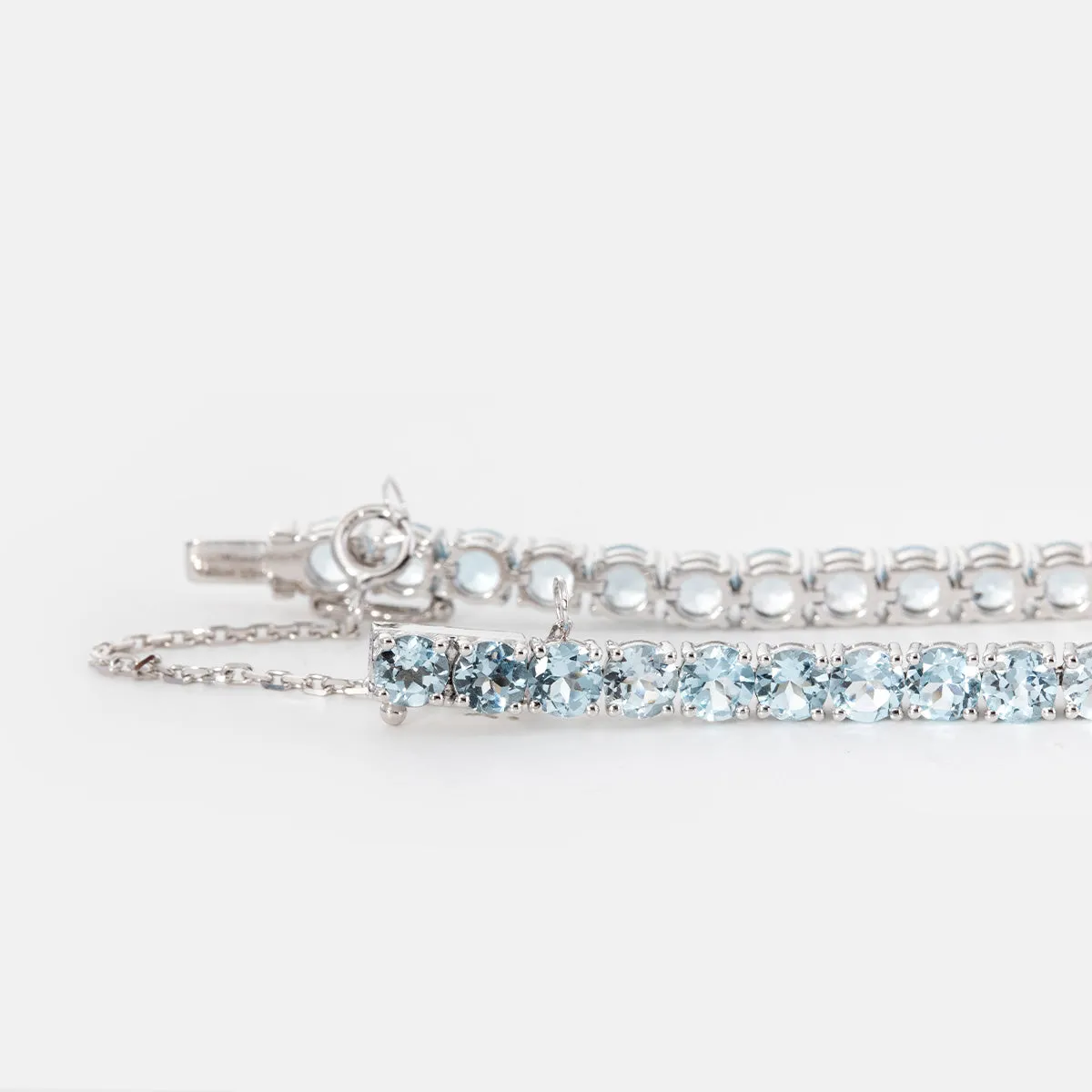 14K White Gold Round Cut Aquamarine Tennis Bracelet