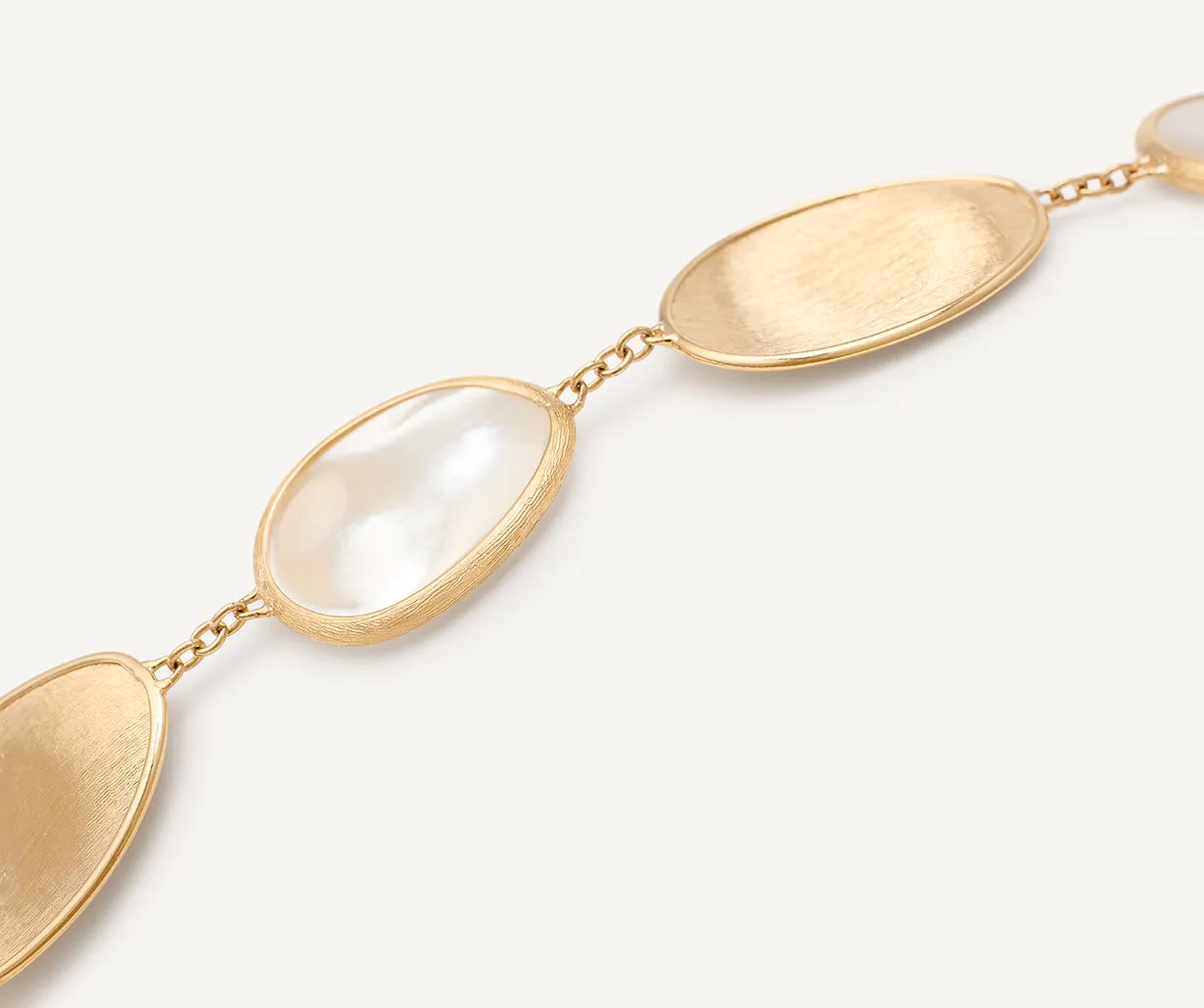 18K Yellow Gold Mother of Pearl Bracelet