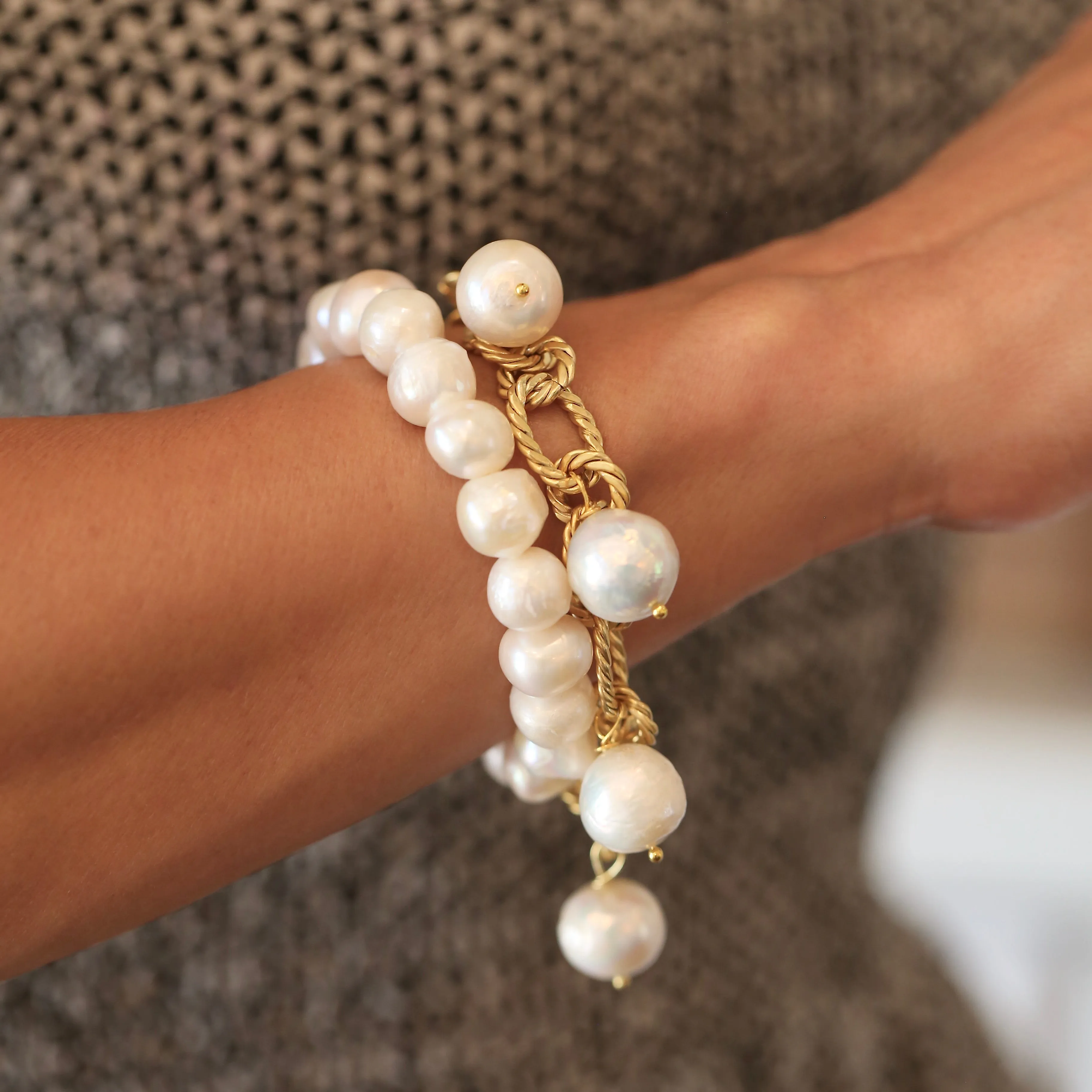 200-01-STR | WHITE BAM BAM STRETCH BRACELET