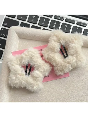 2pcs Fuzzy Star Shaped Hairpins Plush Star Edges Hair Clip for Women Barrette