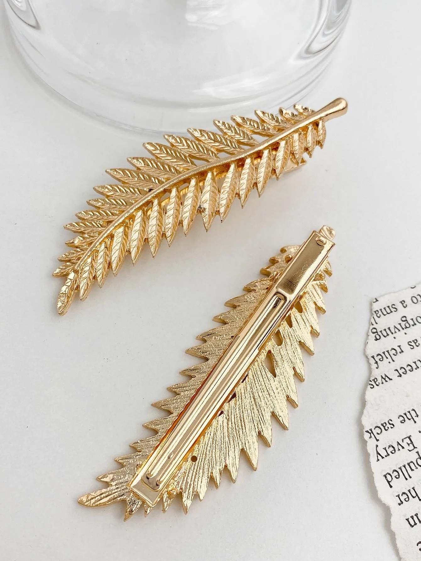 2pcs Gold-tone  Leaf Decor Alligator Hair Clip for Women Barrette Styling Hair