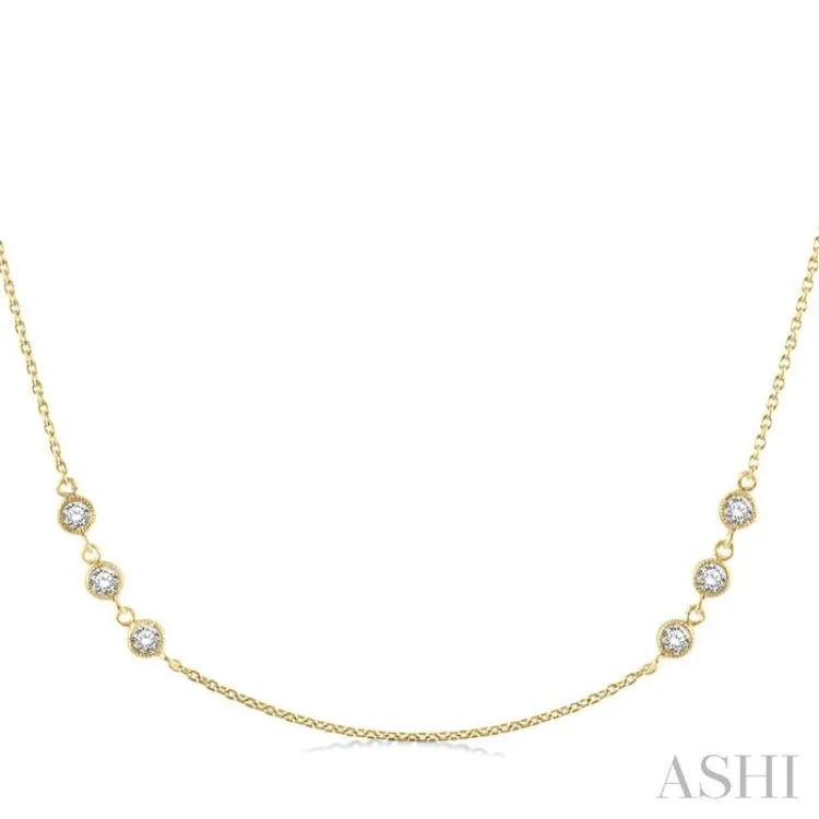 3/4 Ctw Round Cut Diamond Station Necklace in 14K Yellow Gold