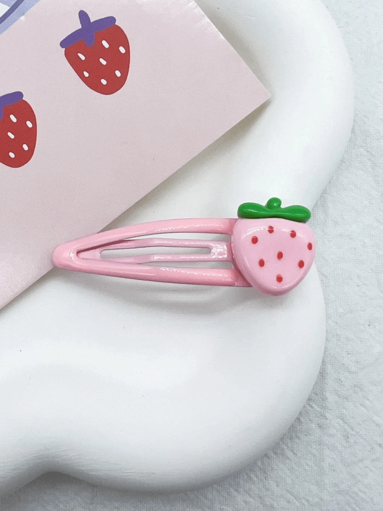 4pcs Pink Strawberry Cute Hair Clips for Bangs And Side Hair for Women Barrette