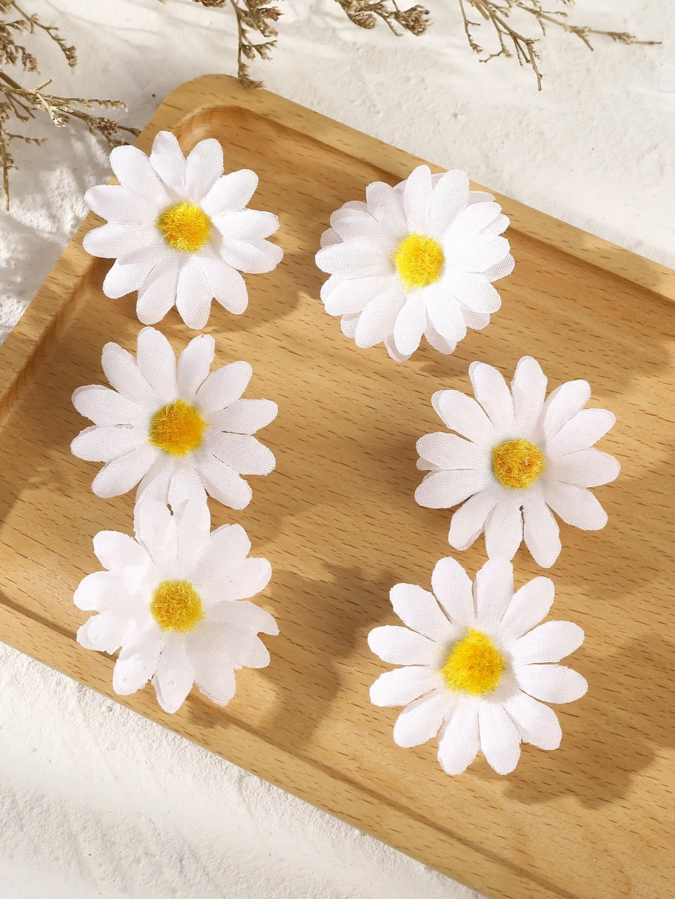 6pcs Daisy-Shaped Mini Hair Clips Suitable For Beach Vacation for Women Barrette