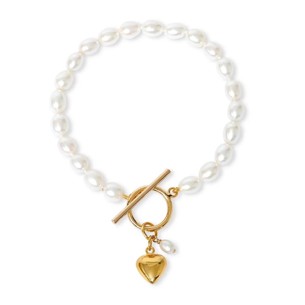 Amare oval cultured freshwater pearl bracelet with gold vermeil heart