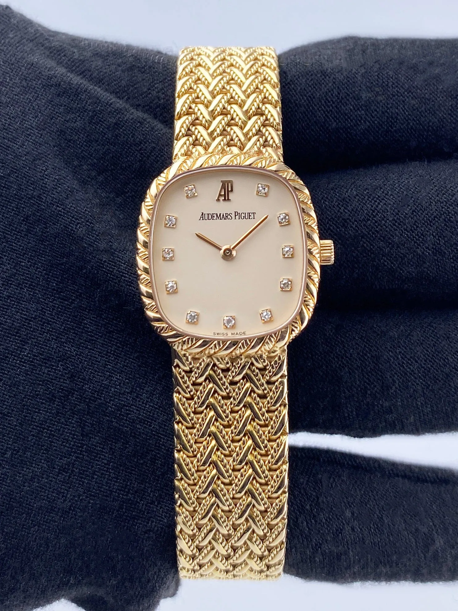 Audemars Piguet Vintage Diamond Cream Dial 18K Yellow Gold Ladies Watch