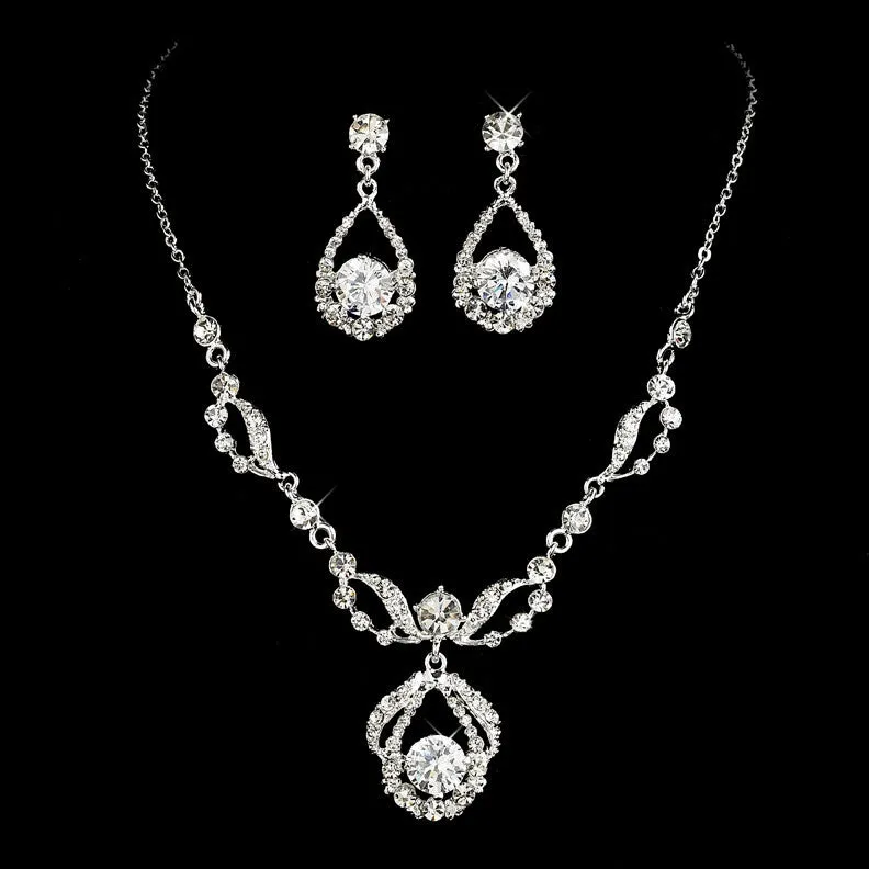 Hera Crystal Necklace Set