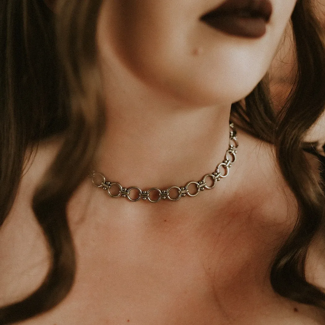 Lovelace O Ring Choker