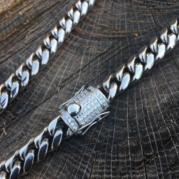 Men’s Chunky Cuban Link Diamond Lock Chain