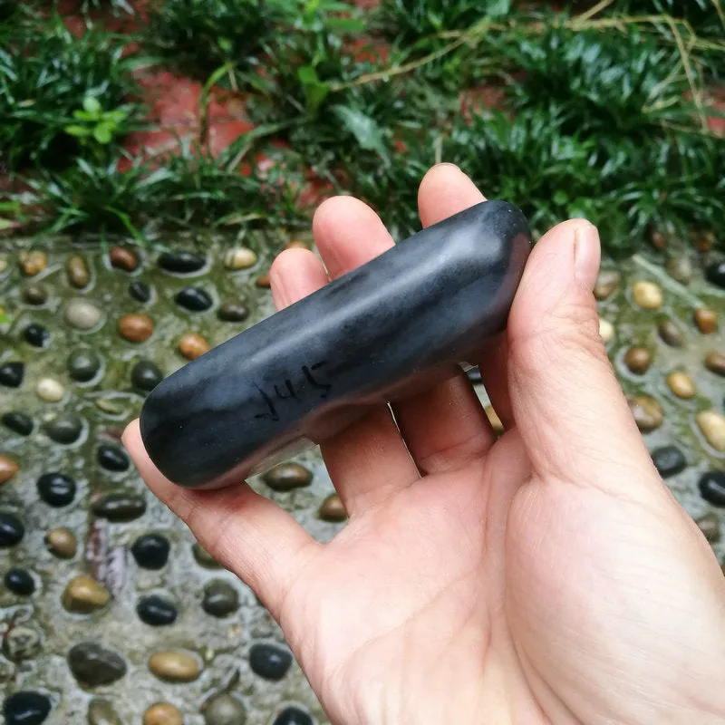 Natural Hetian Jade Rough Nephrite Raw (182g, 8.6X4X2.5cm)