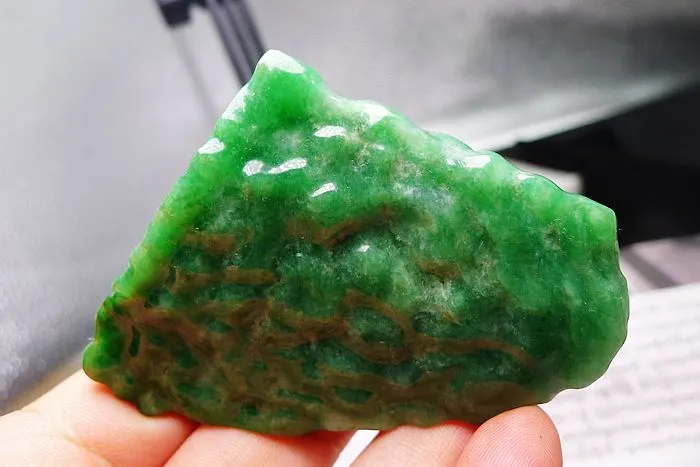 Natural Jade Rough Jadeite Raw (108g,7X5.2X1.8cm)