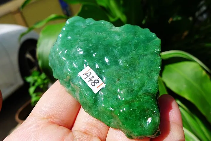 Natural Jade Rough Jadeite Raw (108g,7X5.2X1.8cm)