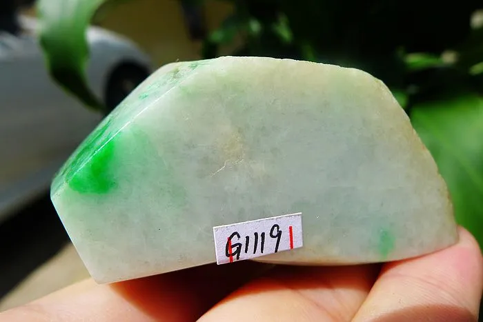 Natural Jade Rough Jadeite Raw (109g,6.9X3.2X2.1cm)