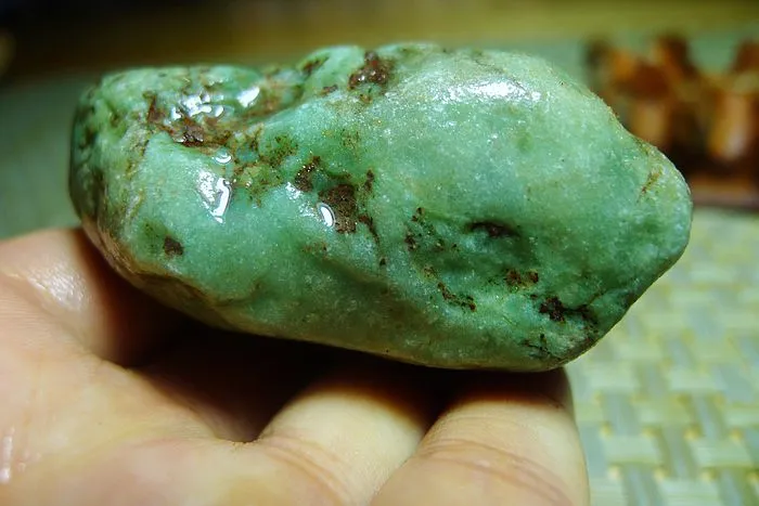 Natural Jade Rough Jadeite Raw (135g,6.8X4.3X3.3cm)