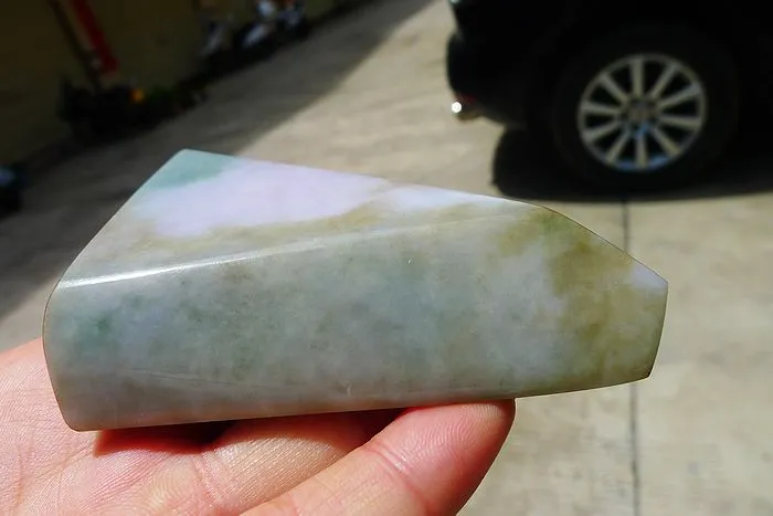 Natural Jade Rough Jadeite Raw (160g,8.4X6.2X1.8cm)