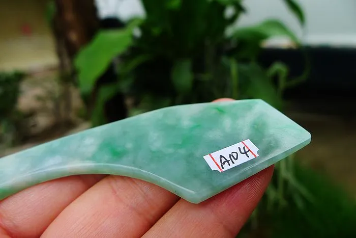 Natural Jade Rough Jadeite Raw (16g,7.9X2.6X0.4cm)