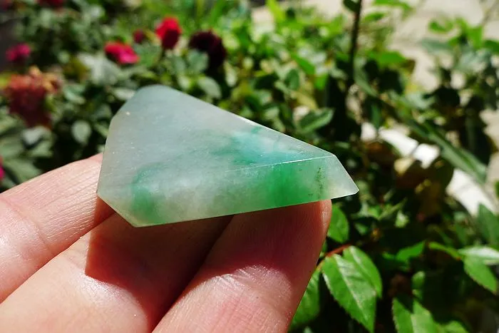 Natural Jade Rough Jadeite Raw (20g,5.2X3.2X0.55cm)