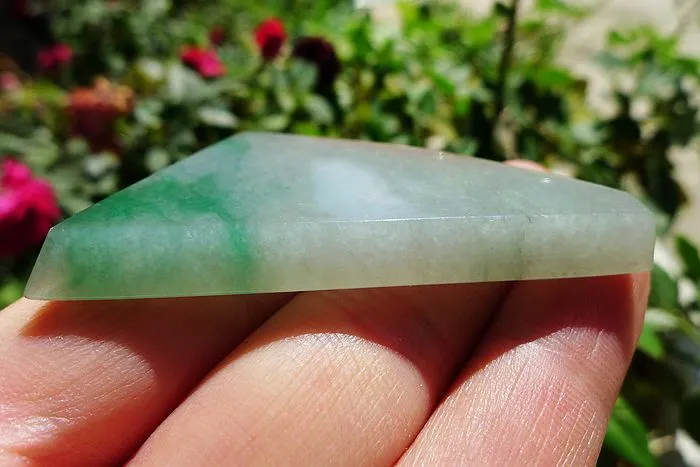 Natural Jade Rough Jadeite Raw (20g,5.2X3.2X0.55cm)