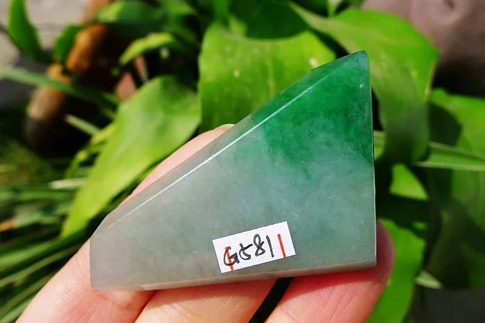 Natural Jade Rough Jadeite Raw (20g,5.6X3.3X0.55cm)