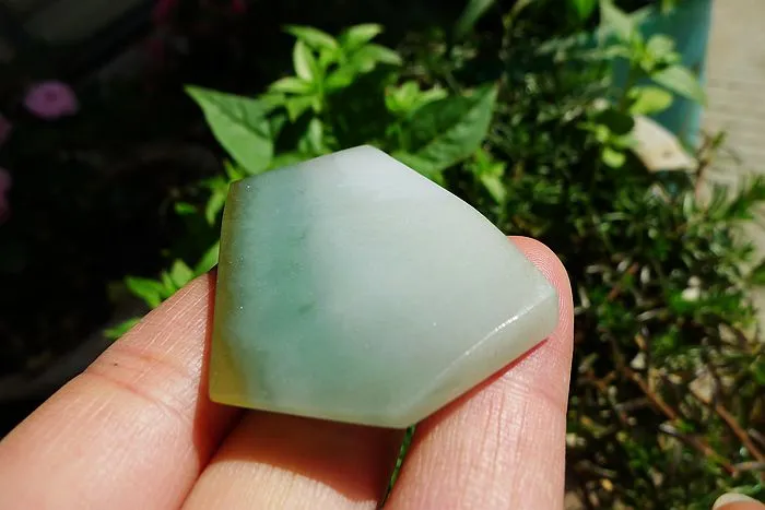 Natural Jade Rough Jadeite Raw (21g,4.6X3.4X0.65cm)