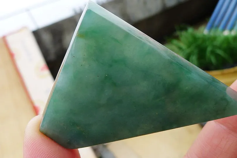 Natural Jade Rough Jadeite Raw (24g,6.5X4.5X0.5cm)