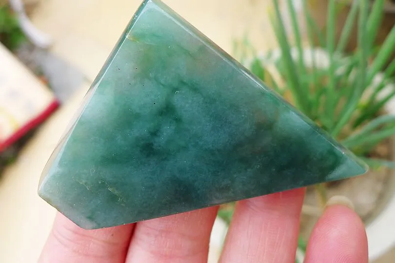 Natural Jade Rough Jadeite Raw (24g,6.5X4.5X0.5cm)