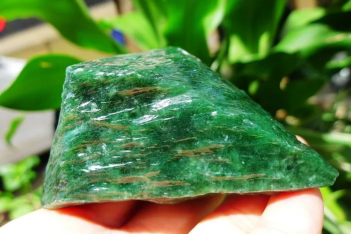 Natural Jade Rough Jadeite Raw (289g,8.3X6.5X4.2cm)