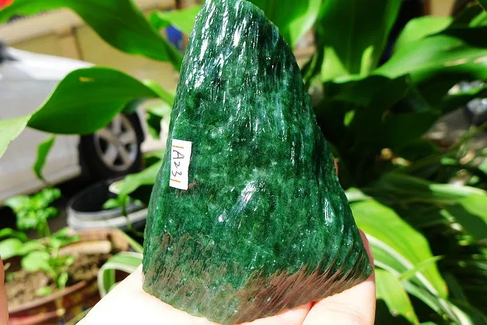 Natural Jade Rough Jadeite Raw (289g,8.3X6.5X4.2cm)