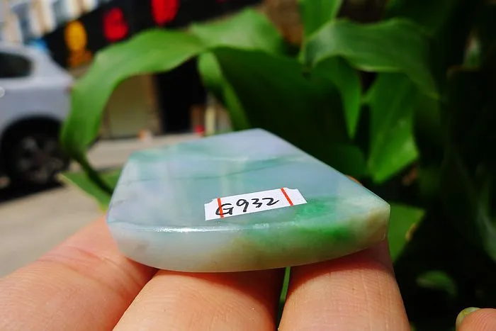 Natural Jade Rough Jadeite Raw (29g,4.5X3.4X0.65cm)