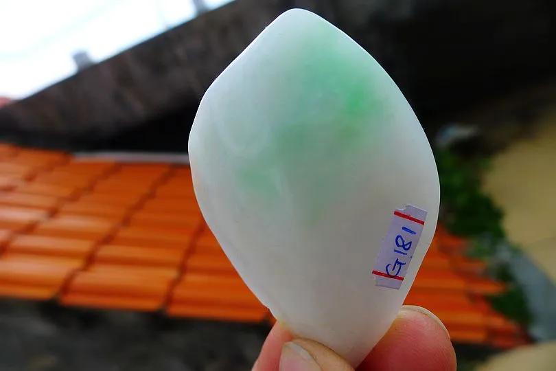 Natural Jade Rough Jadeite Raw (38g,5.2X3.6X1.6cm)