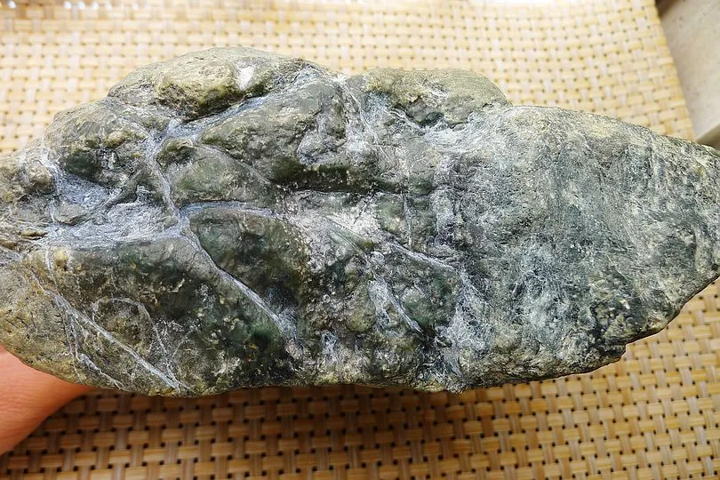 Natural Jade Rough Jadeite Raw (3.8kg,23X13.5X8.5cm)