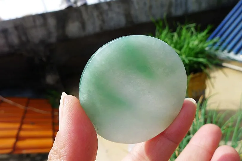 Natural Jade Rough Jadeite Raw (42g,4.8X4.8X0.65cm)