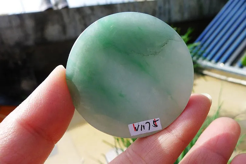 Natural Jade Rough Jadeite Raw (42g,4.8X4.8X0.65cm)