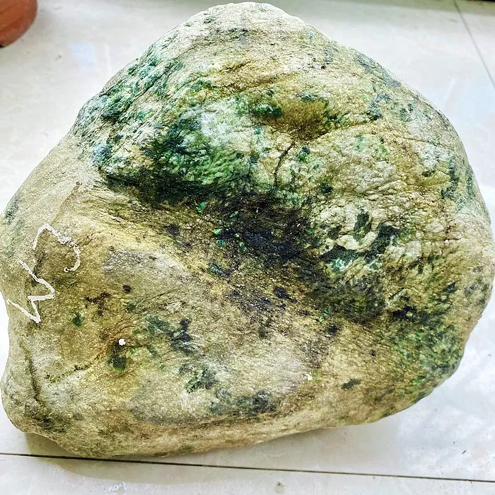 Natural Jade Rough Jadeite Raw (5.83kg,22x20x12cm)