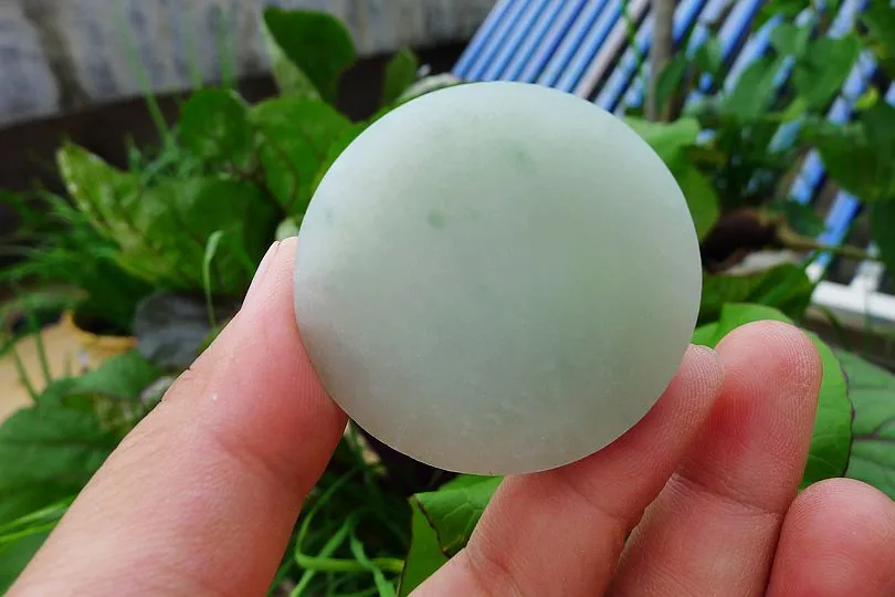 Natural Jade Rough Jadeite Raw (59g,3.9X3.9X1.4cm)