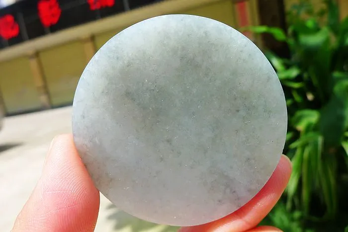 Natural Jade Rough Jadeite Raw (68g,5.5X5.5X0.8cm)