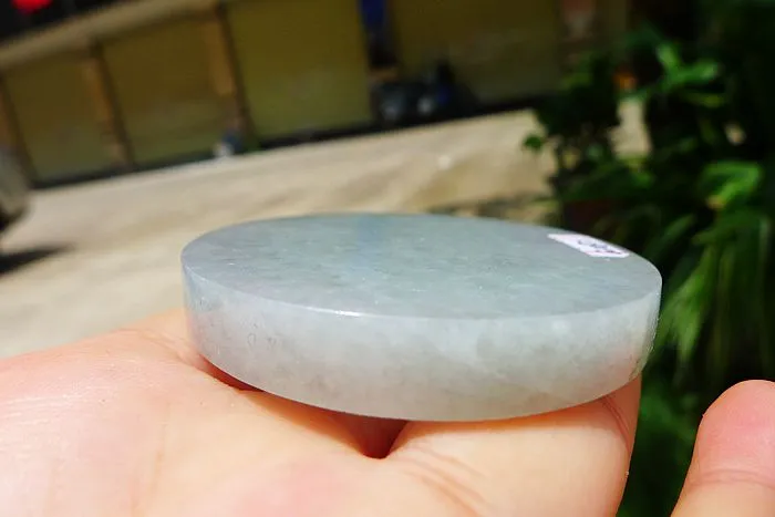 Natural Jade Rough Jadeite Raw (68g,5.5X5.5X0.8cm)