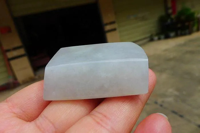 Natural Jade Rough Jadeite Raw (72g,4.3X4.1X1.55cm)