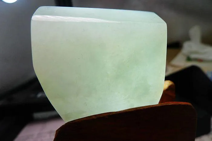 Natural Jade Rough Jadeite Raw (72g,4.3X4.1X1.55cm)