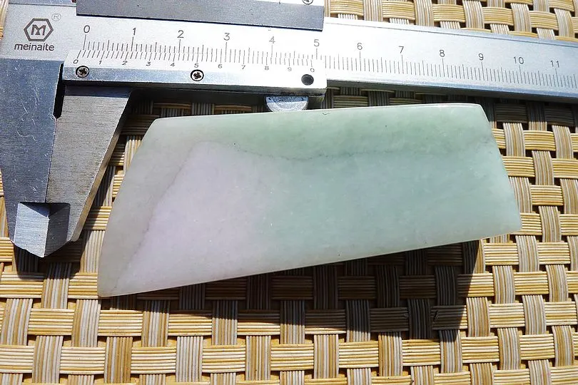 Natural Jade Rough Jadeite Raw (92.5g,8X3.3X2cm)