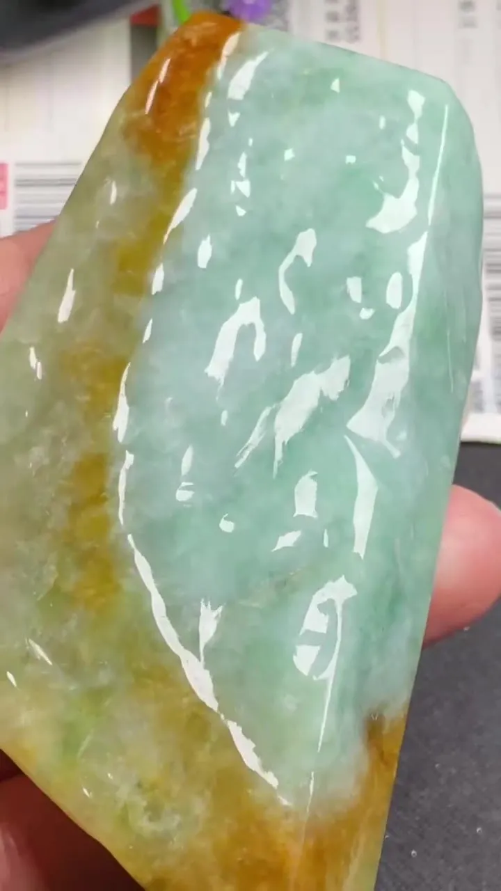 Natural Jade Rough Jadeite Raw (9.5g,29X26X10mm)-A5331