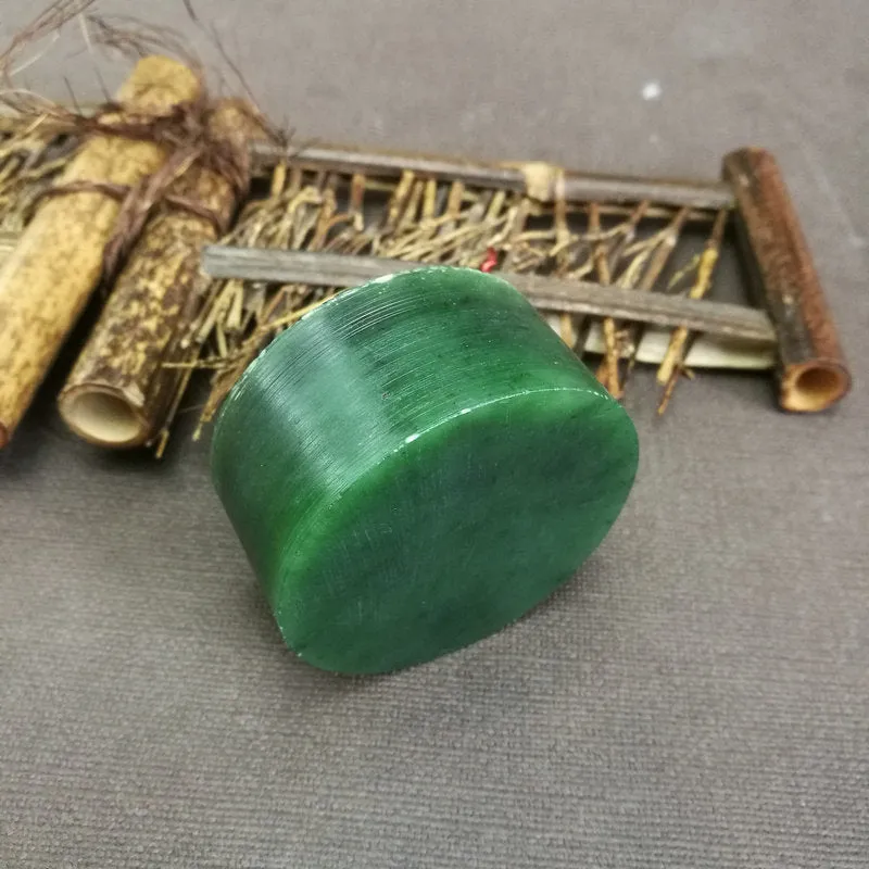 Natural Kunlun Jade Rough Nephrite Raw (192g,5.6X2.7cm)