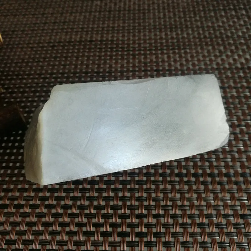 Natural Kunlun Jade Rough Nephrite Raw (338g,8X6X3.9cm)