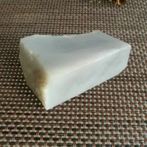 Natural Kunlun Jade Rough Nephrite Raw (338g,8X6X3.9cm)