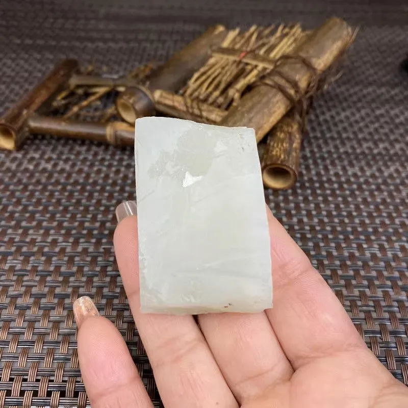 Natural Kunlun Jade Rough Nephrite Raw (60g,5.0X3.3X1.3cm)