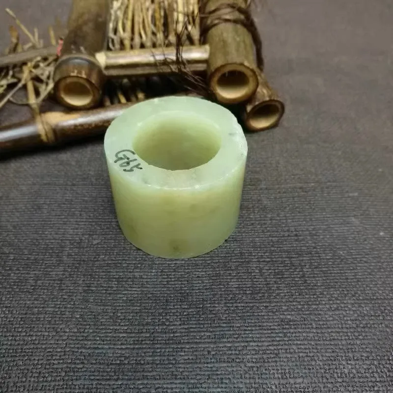 Natural Kunlun Jade Rough Nephrite Raw (61g,3.9X2.9cm)