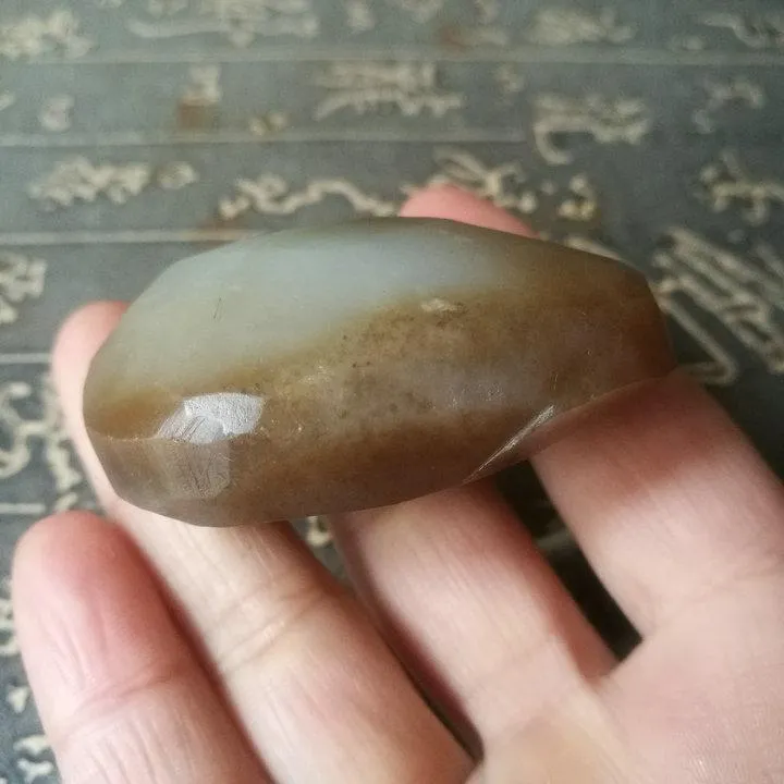 Natural Kunlun Jade Rough Nephrite Raw (69g, 5X3.5X2.5cm)