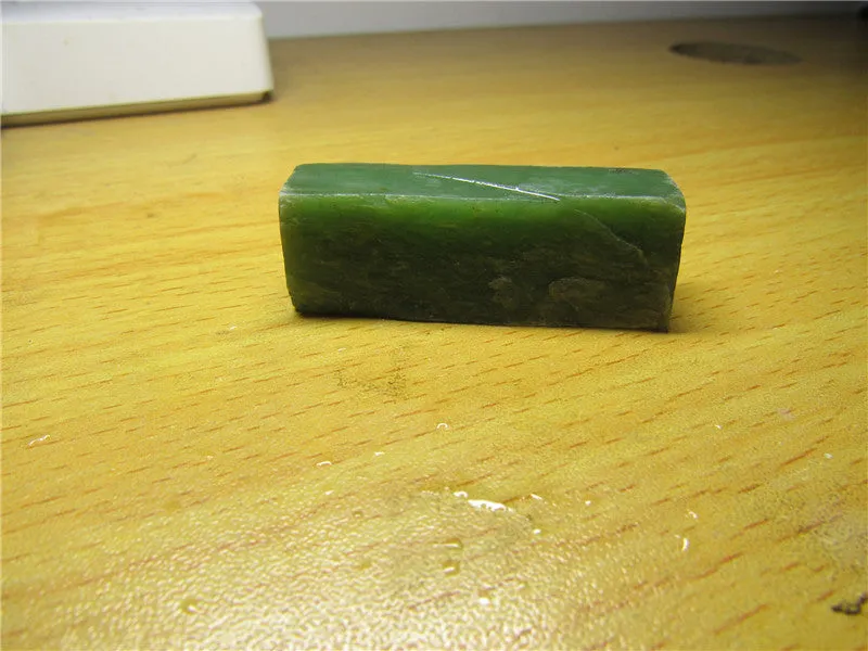 Natural Siberian Jade Rough Russia nephrite Raw (32.36g, 50X18X11mm)