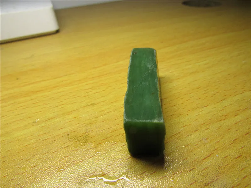 Natural Siberian Jade Rough Russia nephrite Raw (32.36g, 50X18X11mm)