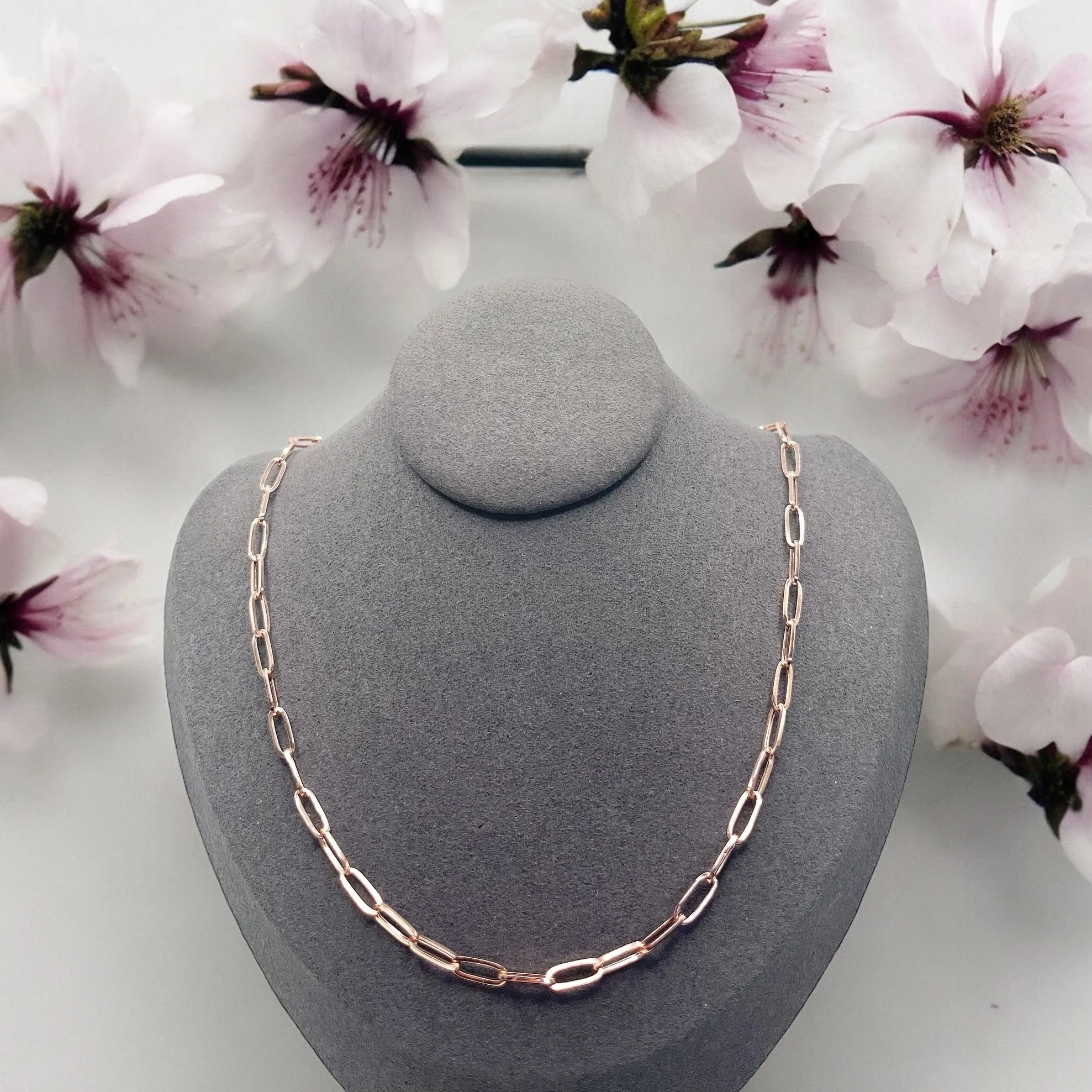 ROSE GOLD PAPER CLIP NECKLACE